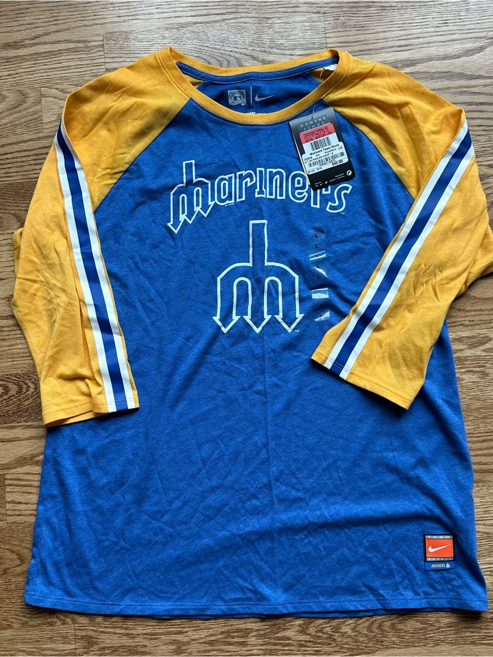 Nike Women Mariners 3/4 Sleeve Large (New w/Tags)